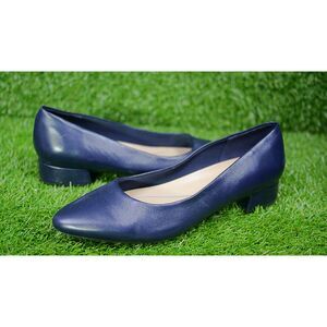 Easy Spirit CALDISE Navy Pump - Women's Size 9